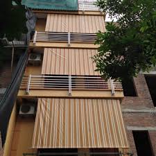 Hình Ảnh: mái thả tự cuốn ban công tại Thừa Thiên Huế